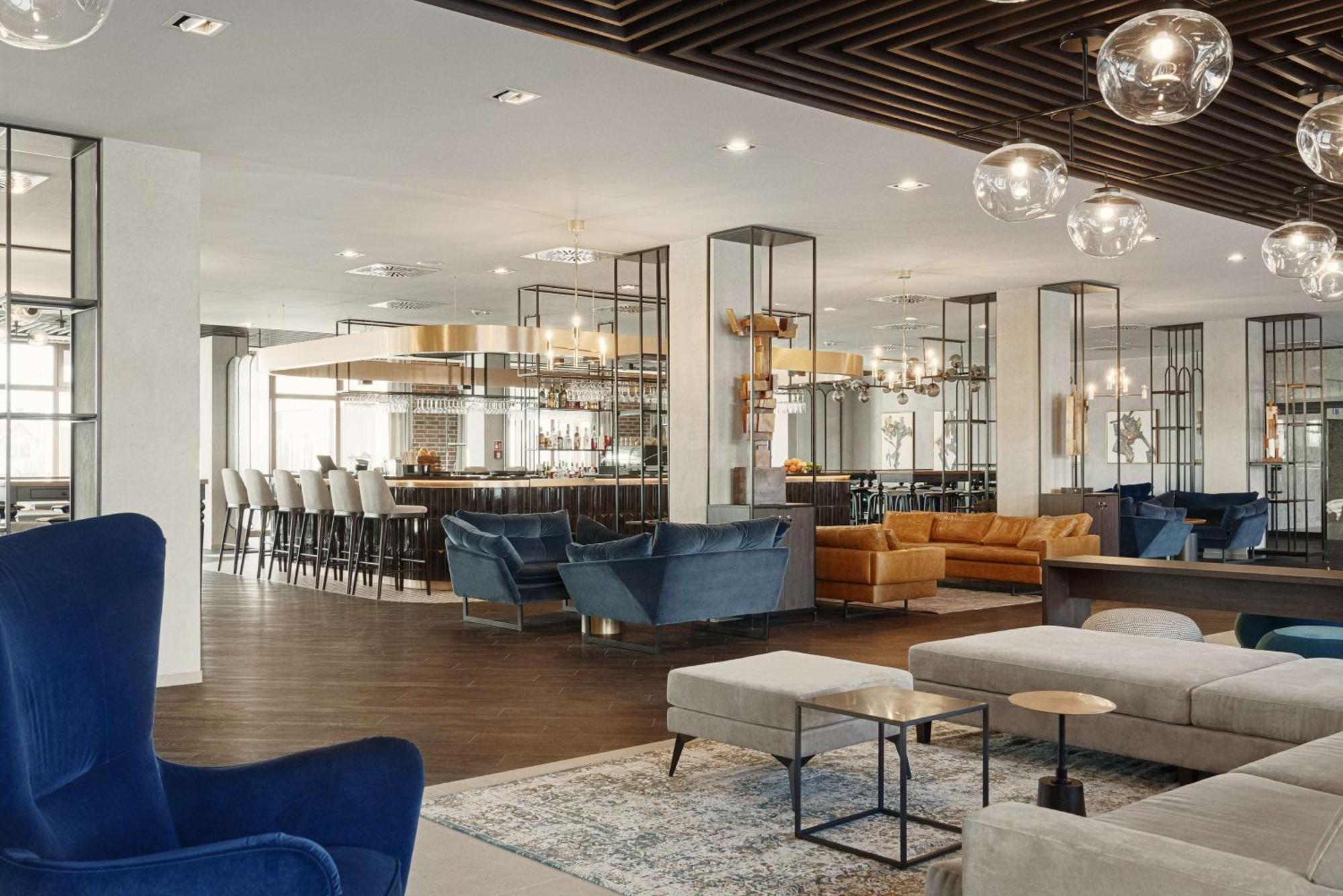 Radisson Blu Resort & Conference Center, Ostroda Mazury Exterior foto The lounge at the airport
